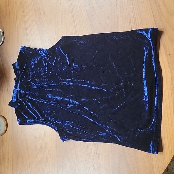 Dark Blue Velvet Top - Picture 2 of 5